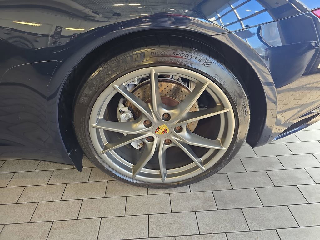 Used 2018 Porsche 911 Carrera image 34