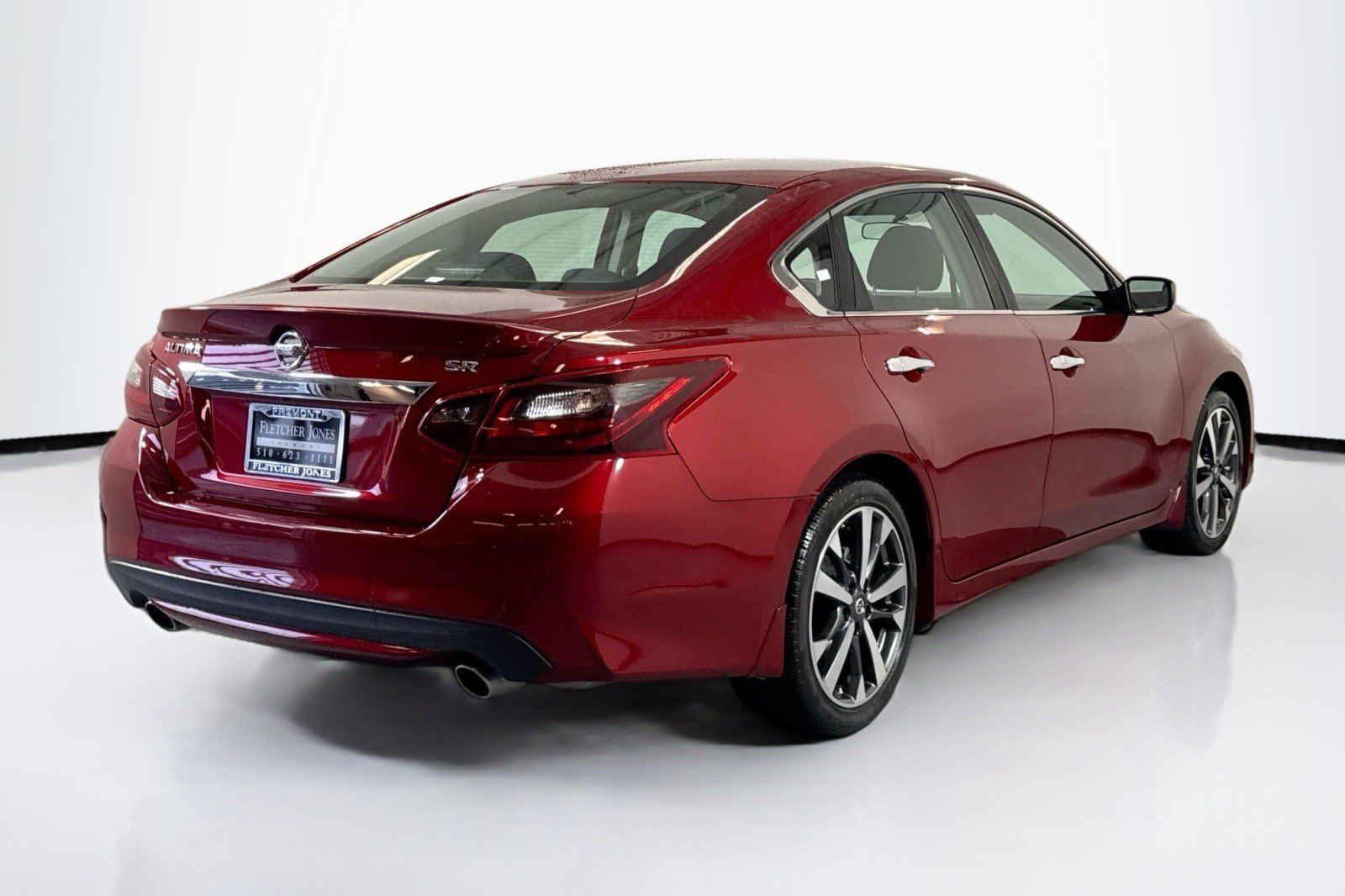 Used 2017 Nissan Altima 2.5 SR FWD image 5