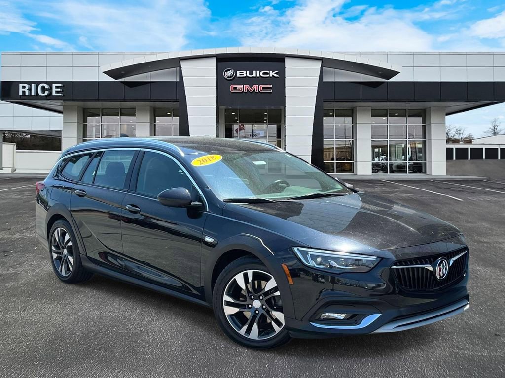 Used 2018 Buick Regal Preferred w/ Sights and Sounds Package AWD/4WD image 1