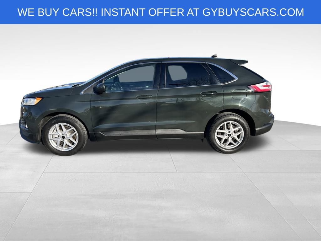 Used 2023 Ford Edge SEL w/ Convenience Package image 3