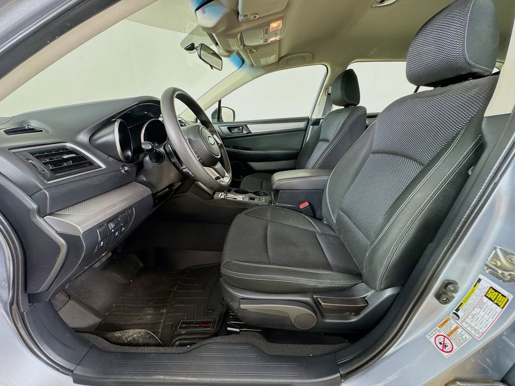 Used 2019 Subaru Outback 2.5i AWD/4WD image 12