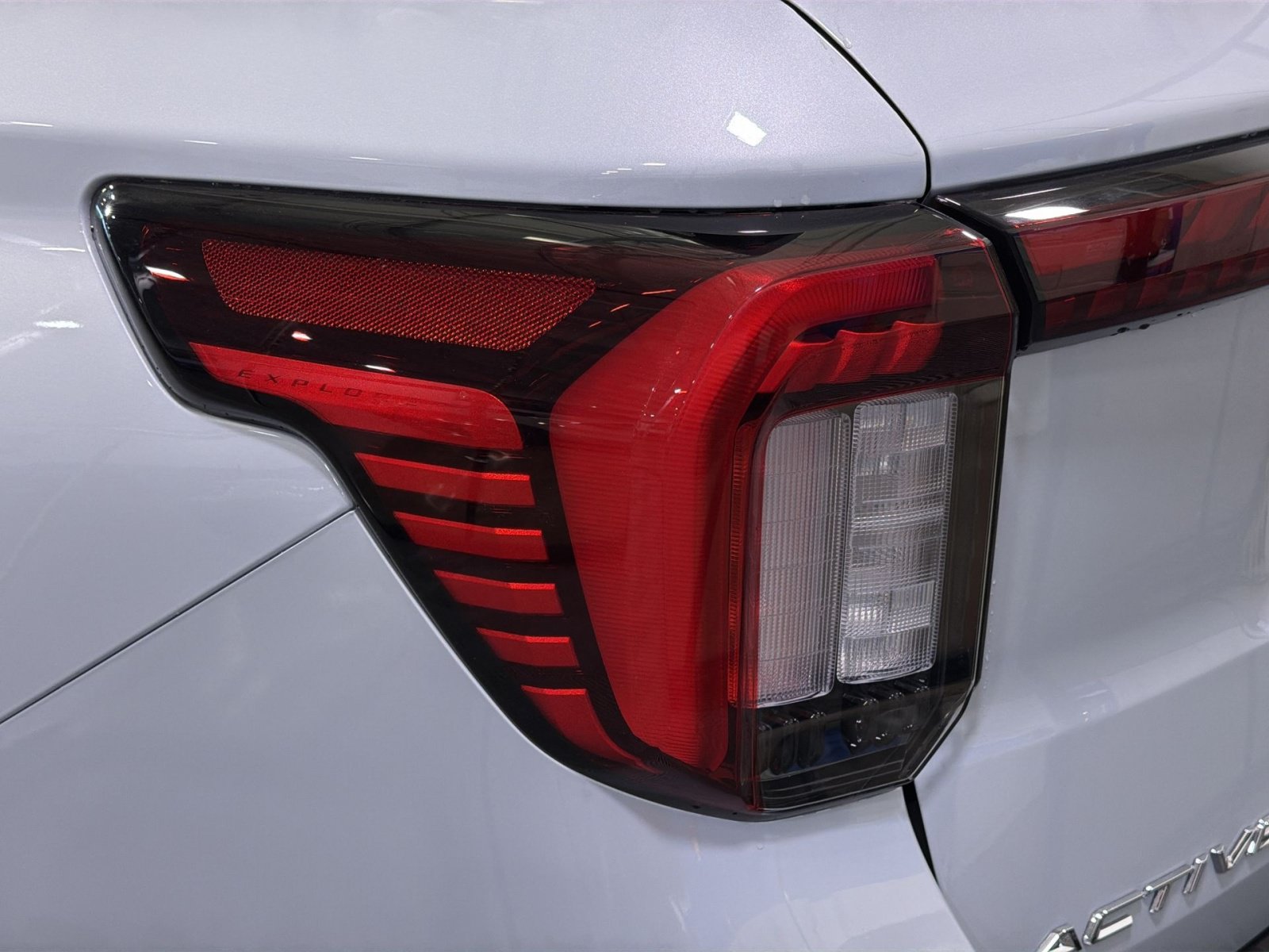 New 2026 Ford Explorer Active AWD/4WD image 17