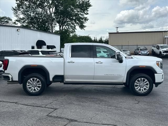 Certified 2022 GMC Sierra 2500 Denali w/ Denali Ultimate Package AWD/4WD image 14