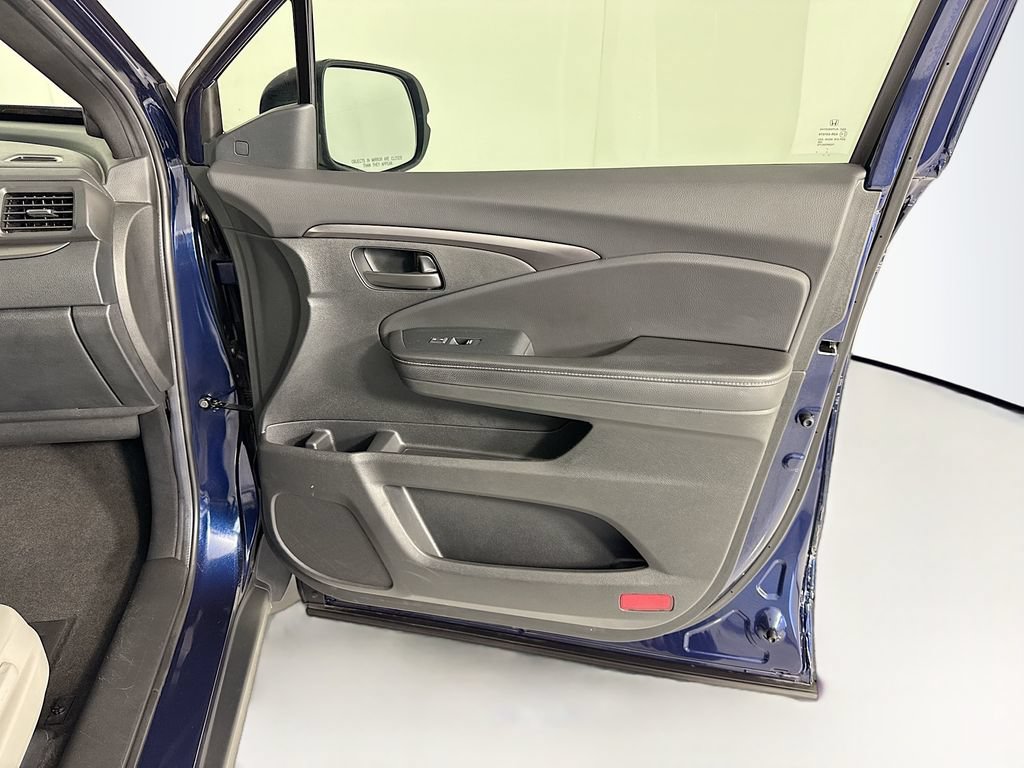 Used 2022 Honda Passport EX-L image 25