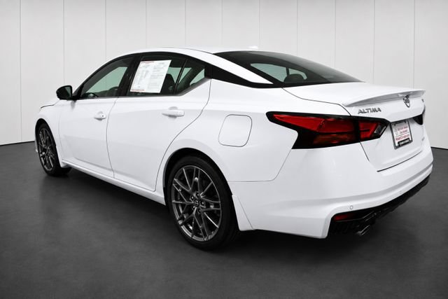 Used 2024 Nissan Altima 2.0 SR FWD image 6