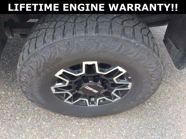 Certified 2024 GMC Sierra 2500 AT4X image 26