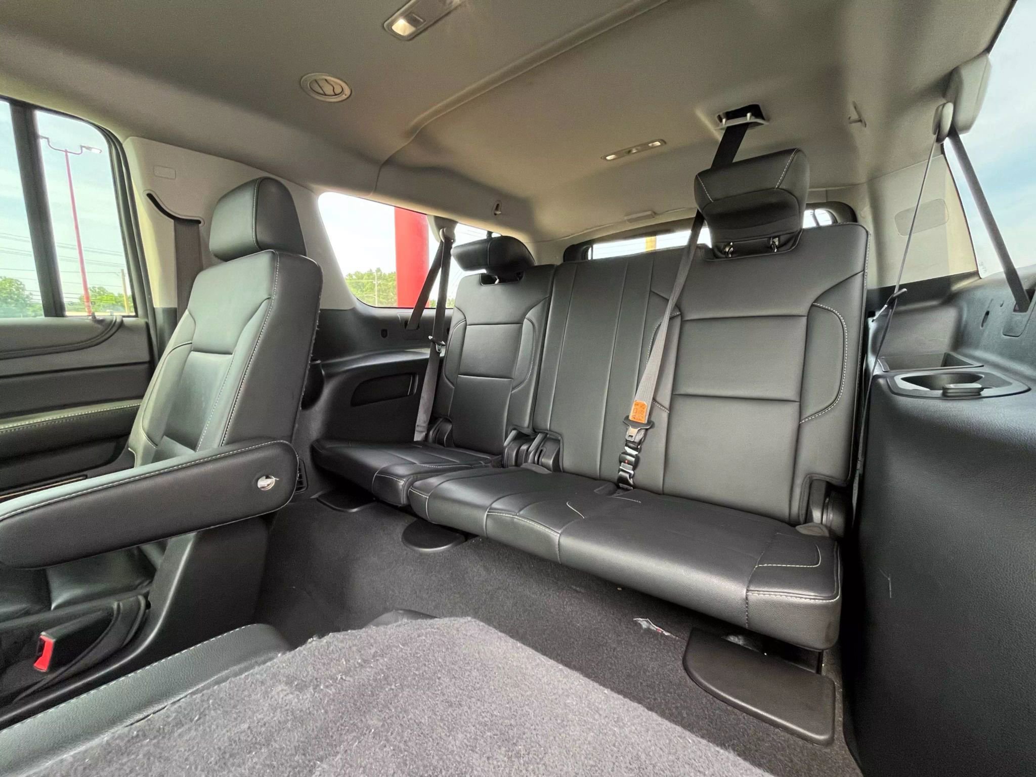 Used 2020 Chevrolet Suburban LT image 13