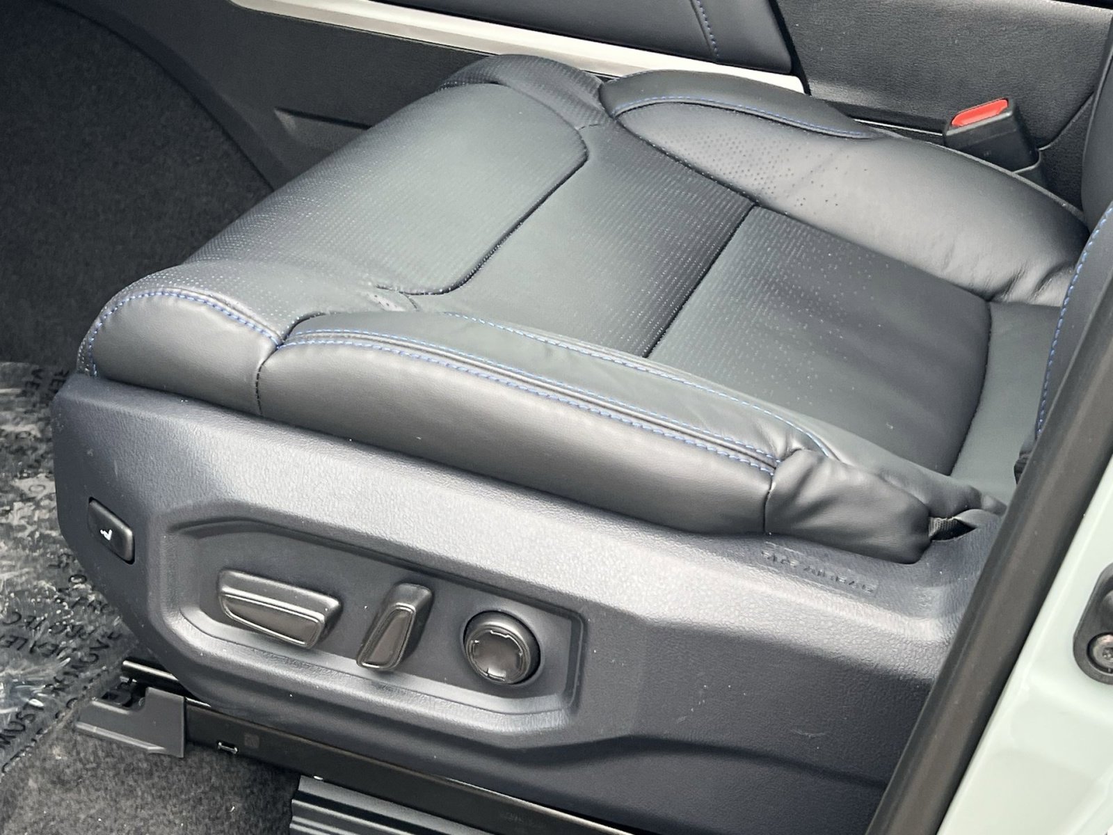 New 2026 Toyota Sequoia Platinum image 8