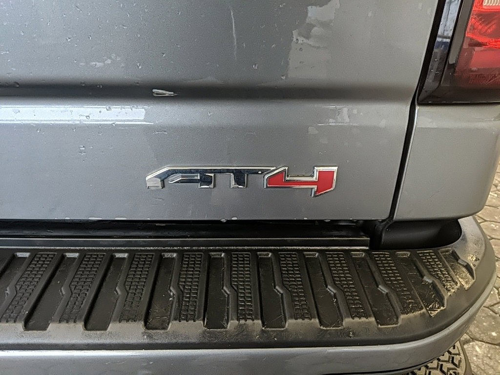 Used 2021 GMC Sierra 1500 AT4 image 7