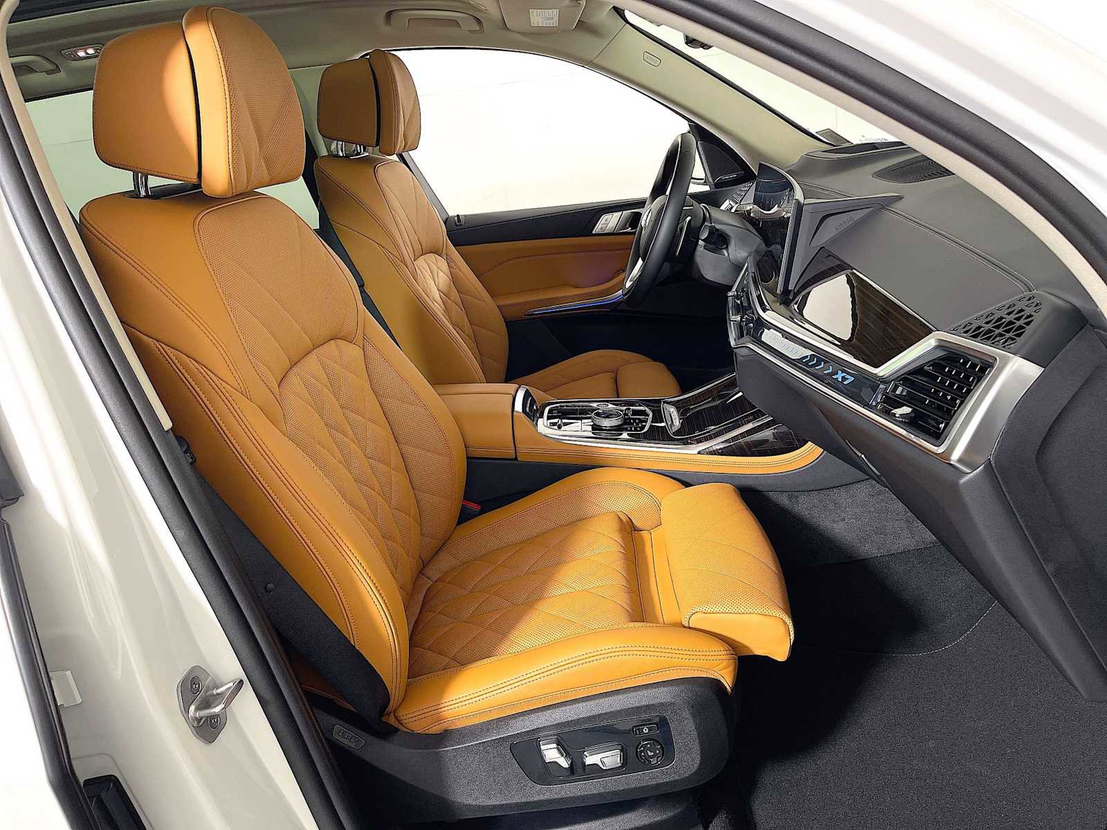 Used 2026 BMW X7 xDrive40i image 27