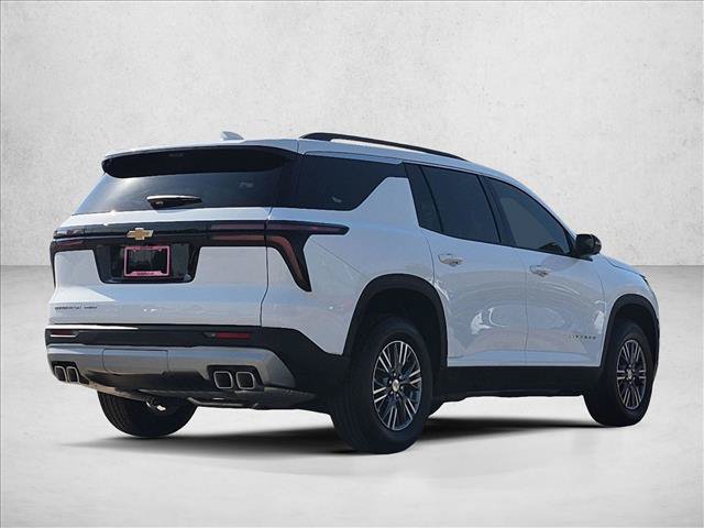 New 2026 Chevrolet Traverse LT w/ Driver Confidence Package AWD/4WD image 2