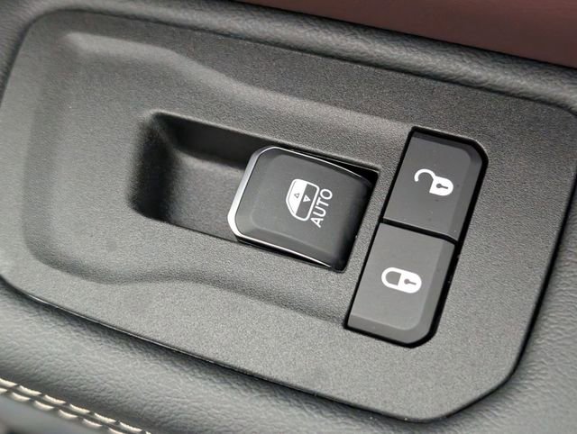 Used 2025 RAM 1500 Limited image 36