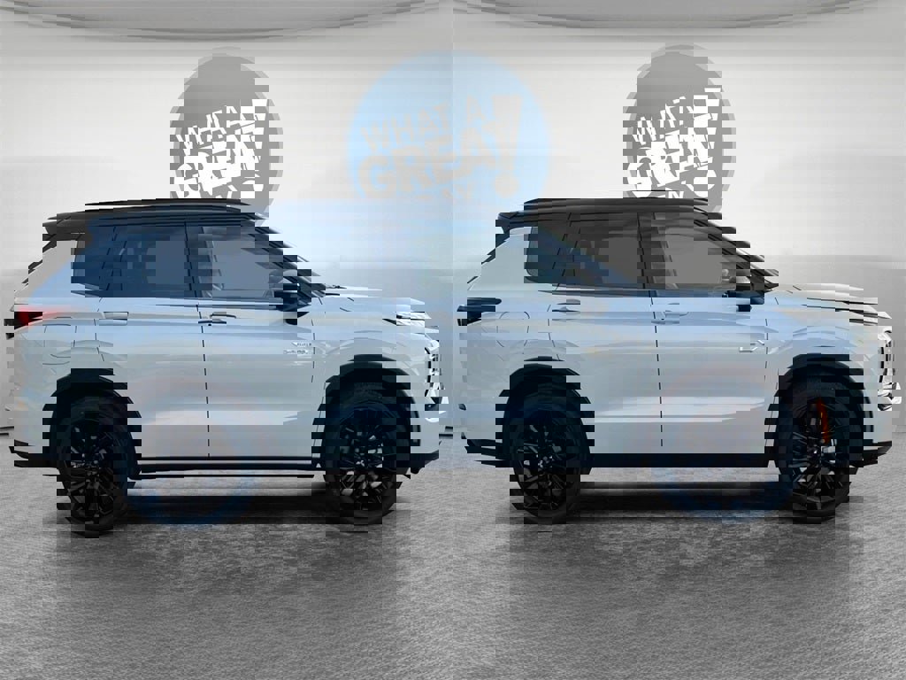 New 2025 Mitsubishi Outlander 4WD Plug-In Hybrid image 9