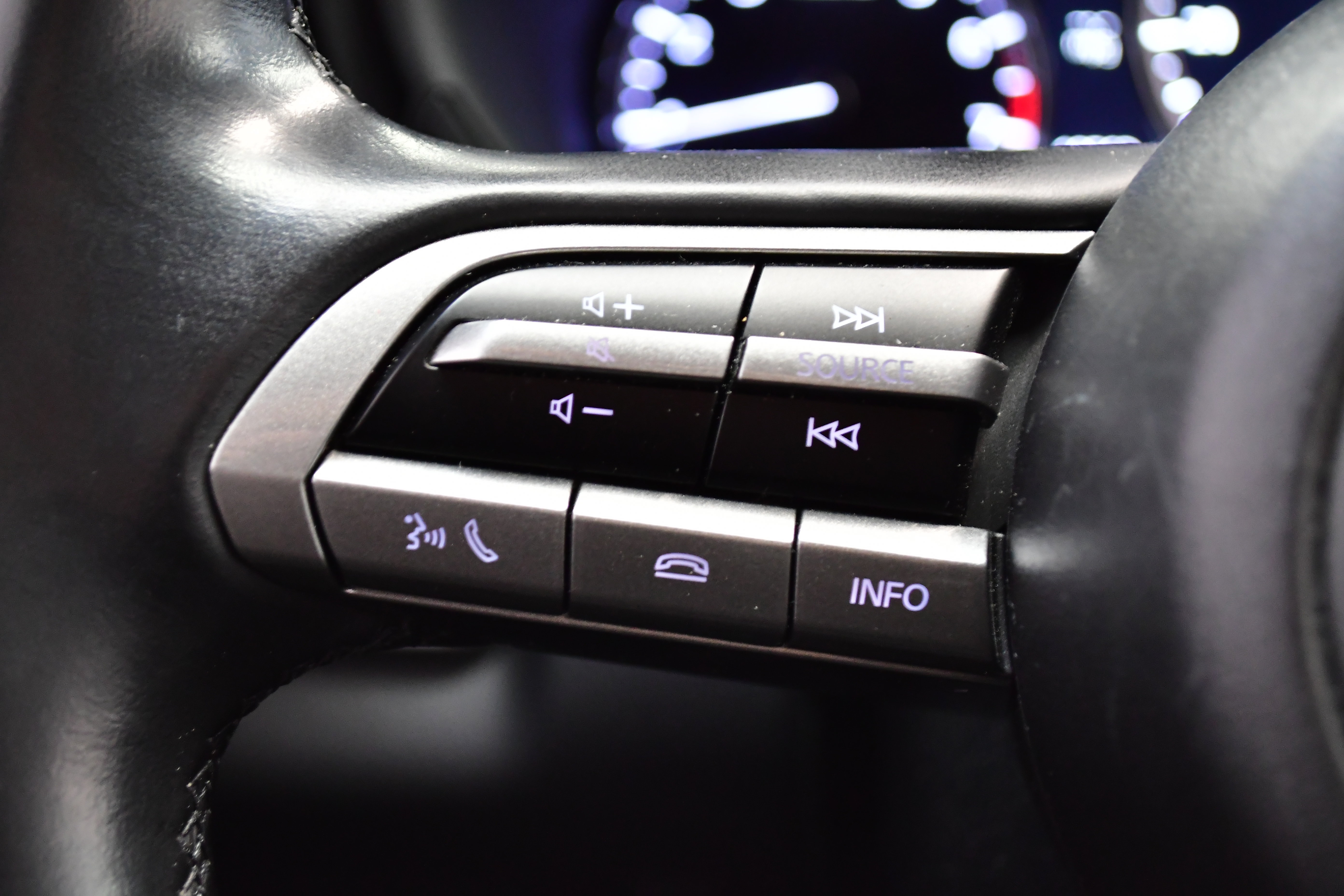 Used 2023 MAZDA CX-30 AWD 2.5 S w/ Select Package image 23