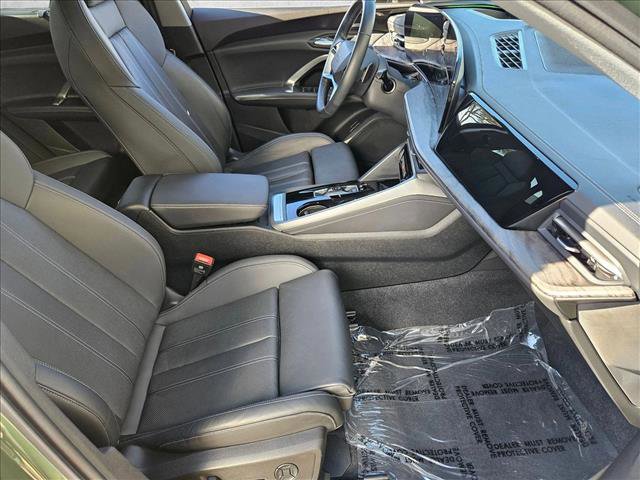 Used 2025 Audi Q5 Premium Plus w/ Premium Plus image 19