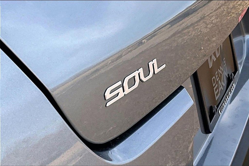 Certified 2025 Kia Soul EX image 32