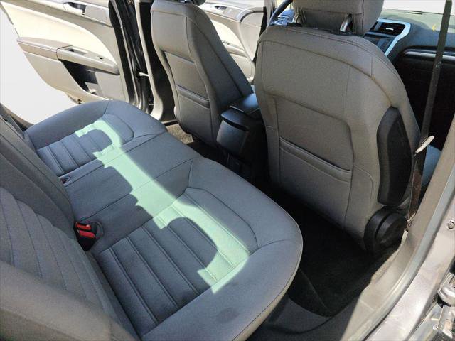 Used 2014 Ford Fusion S FWD image 13