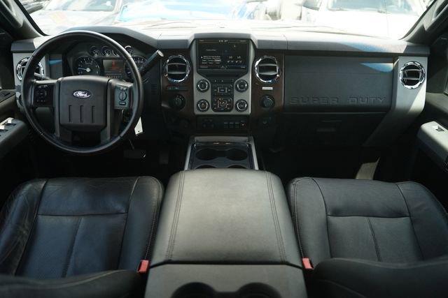 Used 2015 Ford F250 Lariat w/ Lariat Ultimate Package AWD/4WD image 21