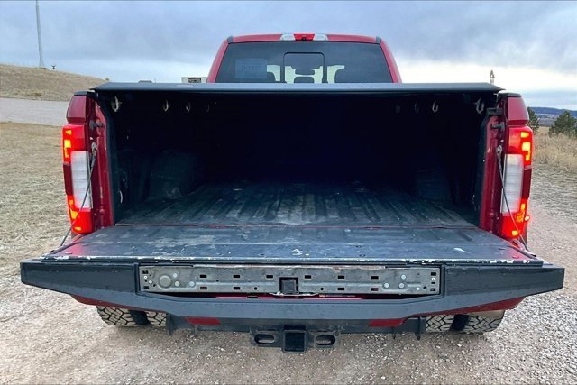 Used 2019 Ford F350 Platinum image 7