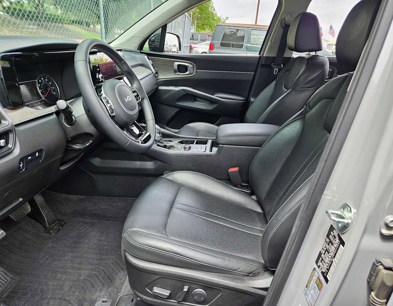 Certified 2023 Kia Sorento S image 16