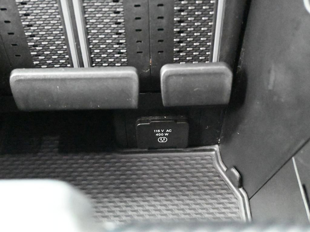 Used 2025 RAM 1500 Laramie w/ Night Edition image 3