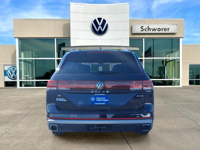 New 2026 Volkswagen Atlas Peak Edition AWD/4WD image 3