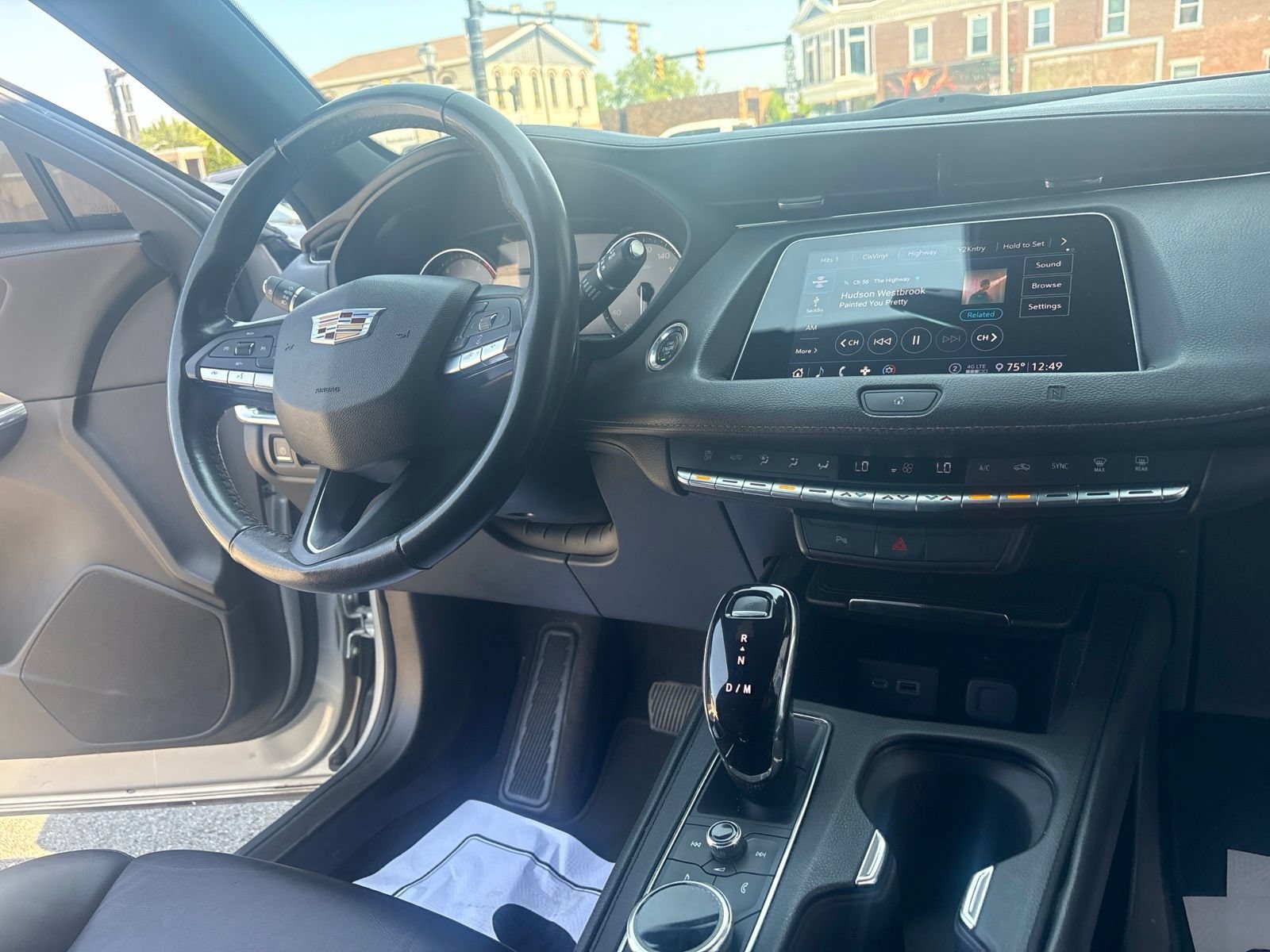 Used 2020 Cadillac XT4 Premium Luxury AWD/4WD image 22