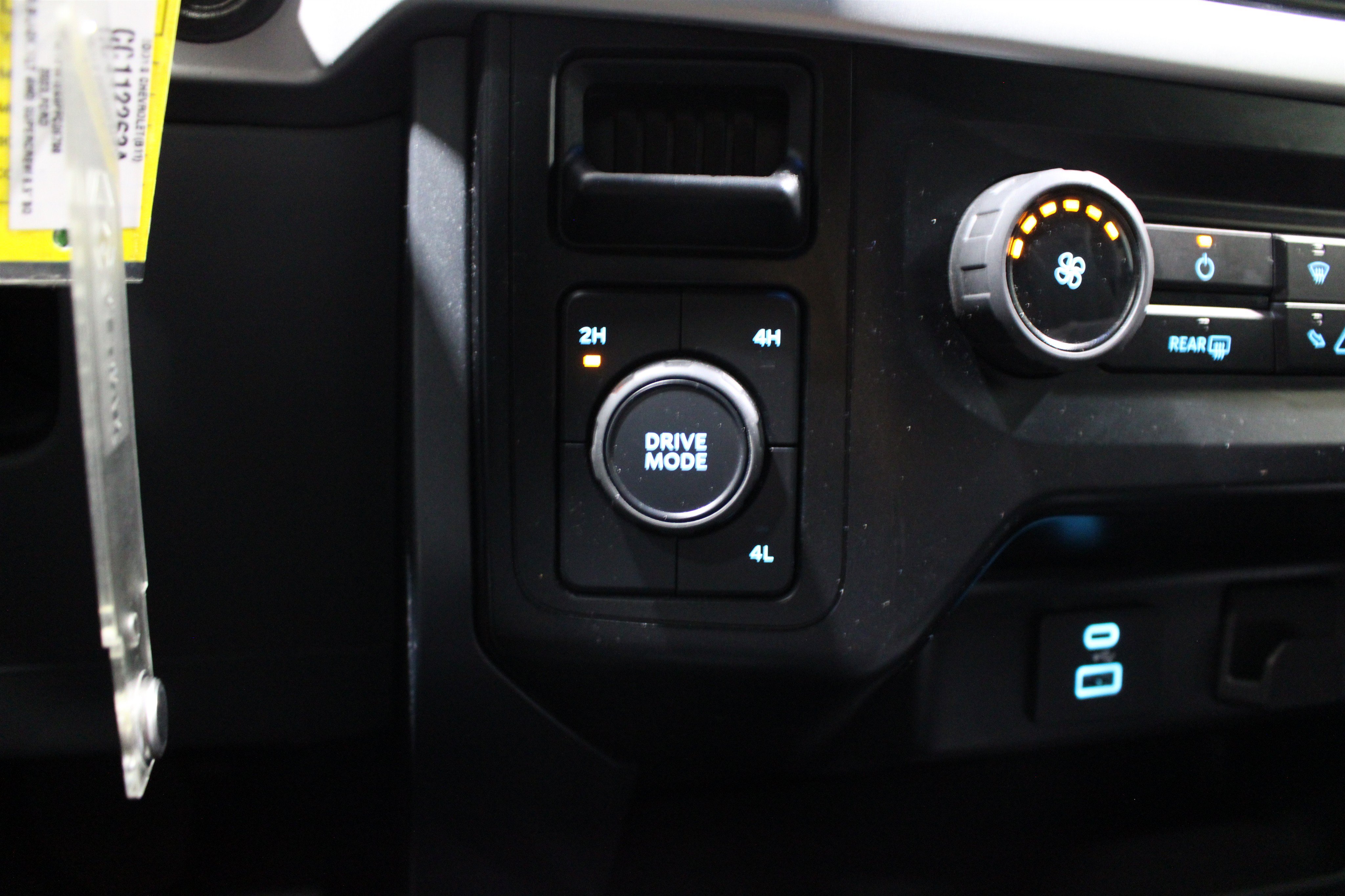 Used 2023 Ford F150 XLT AWD/4WD image 19