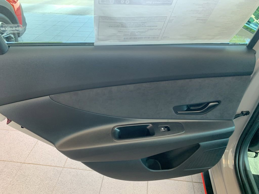 New 2025 Hyundai Elantra N image 10