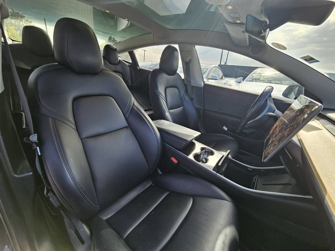 Used 2018 Tesla Model 3 Long Range AWD/4WD image 4