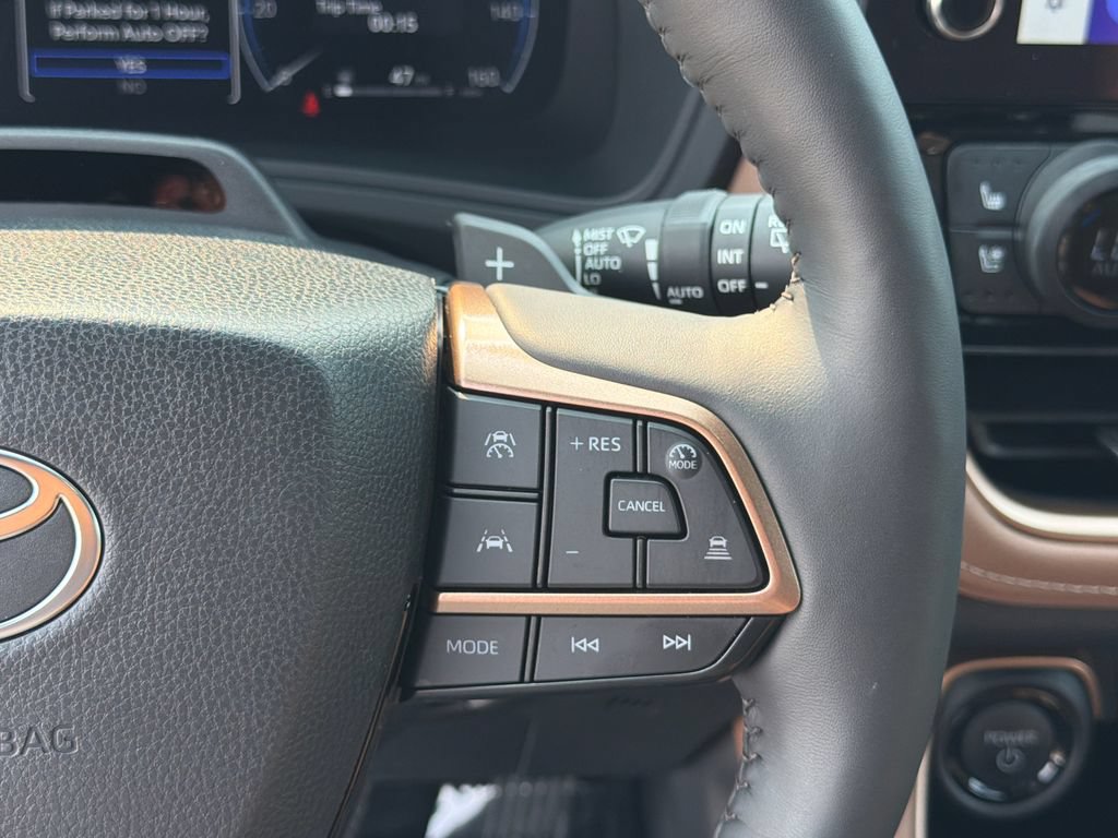 Used 2026 Toyota Grand Highlander AWD Hybrid image 30