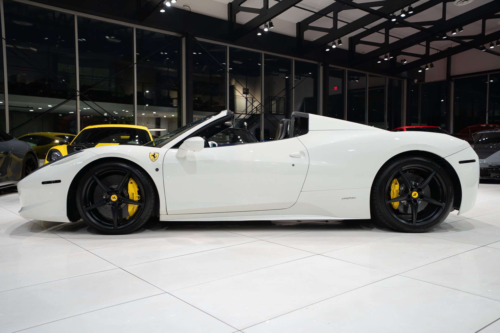 Used 2013 Ferrari 458 Spider RWD image 36