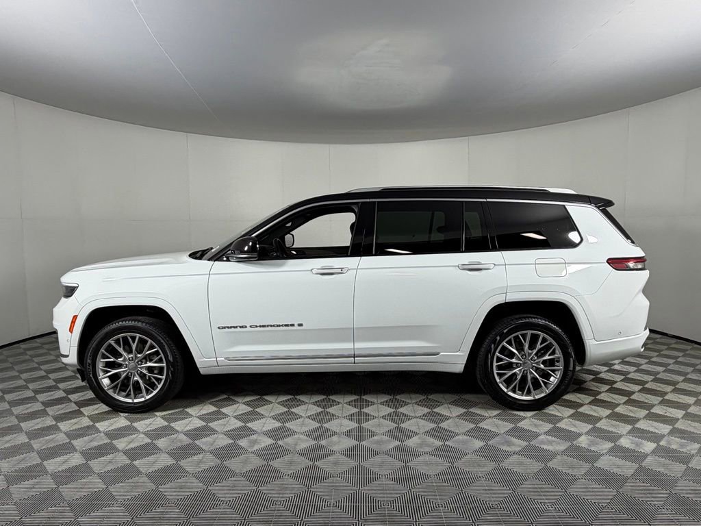 Used 2023 Jeep Grand Cherokee L Summit w/ Luxury Tech Group V image 8