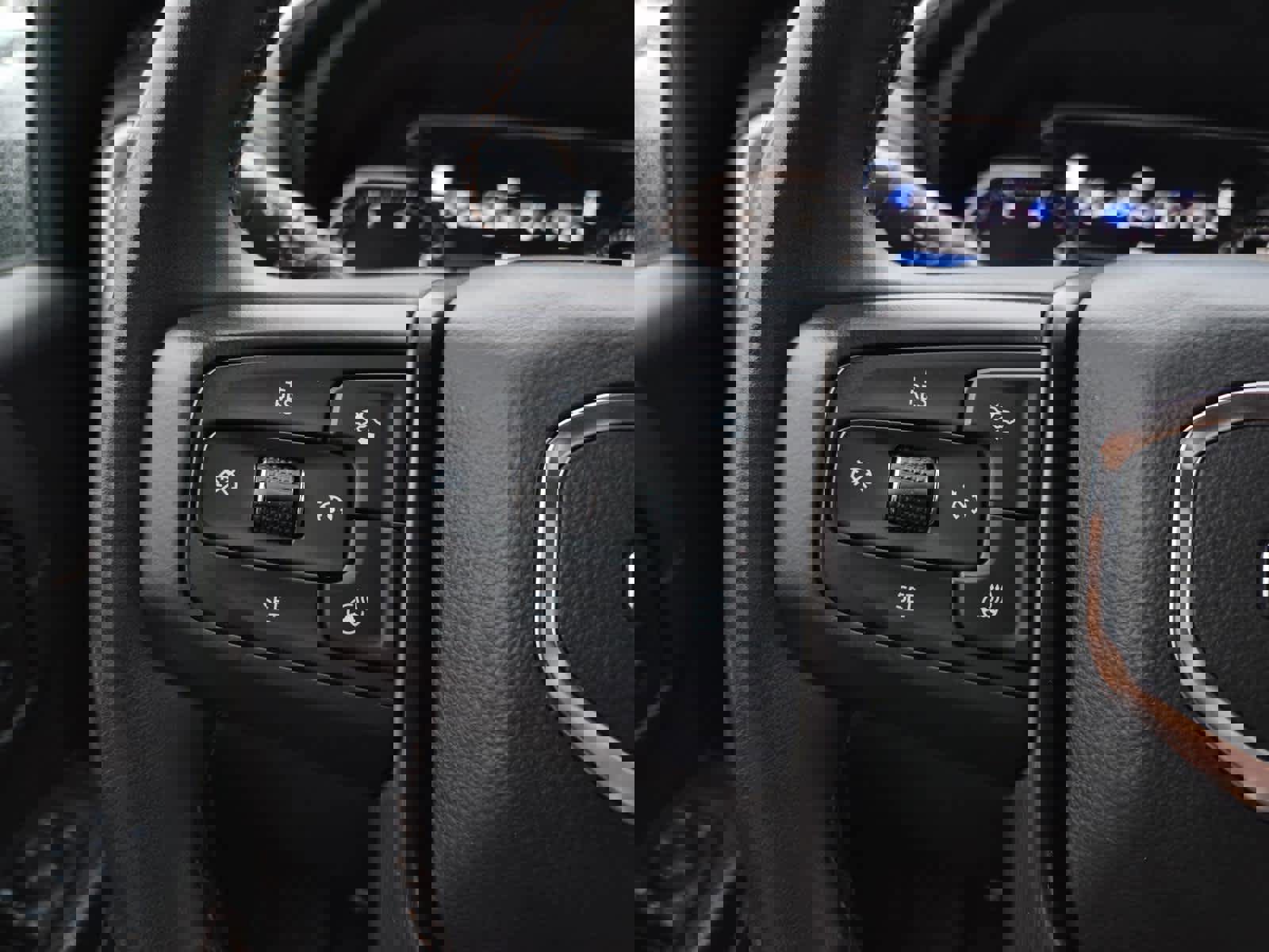 Used 2023 GMC Sierra 2500 AT4 w/ AT4 Preferred Package image 22