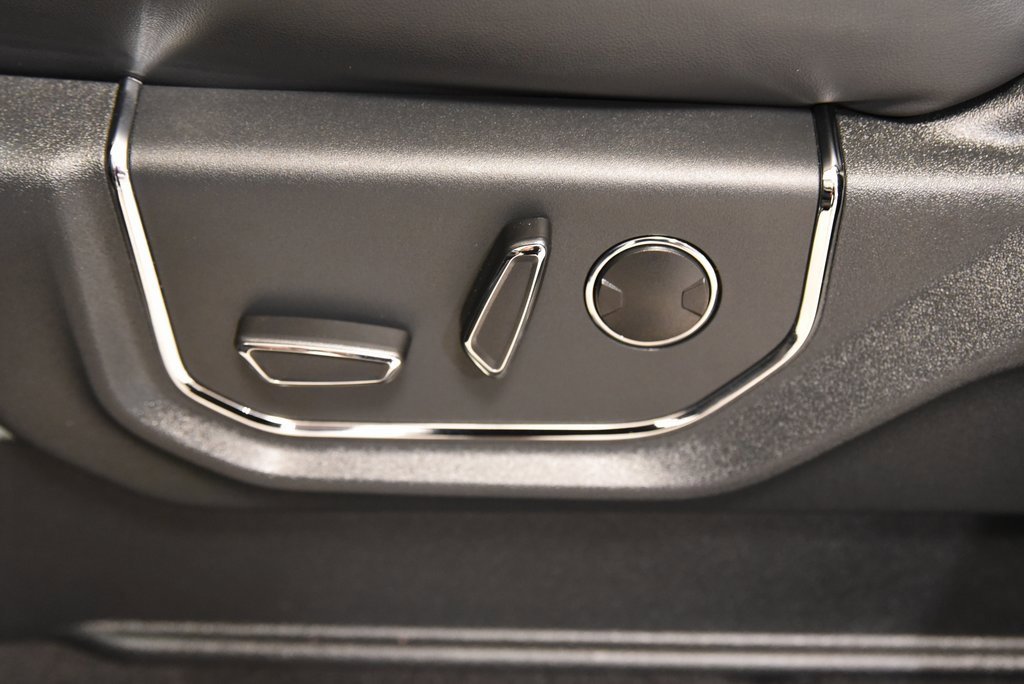 Used 2024 Ford Expedition Max Platinum image 17
