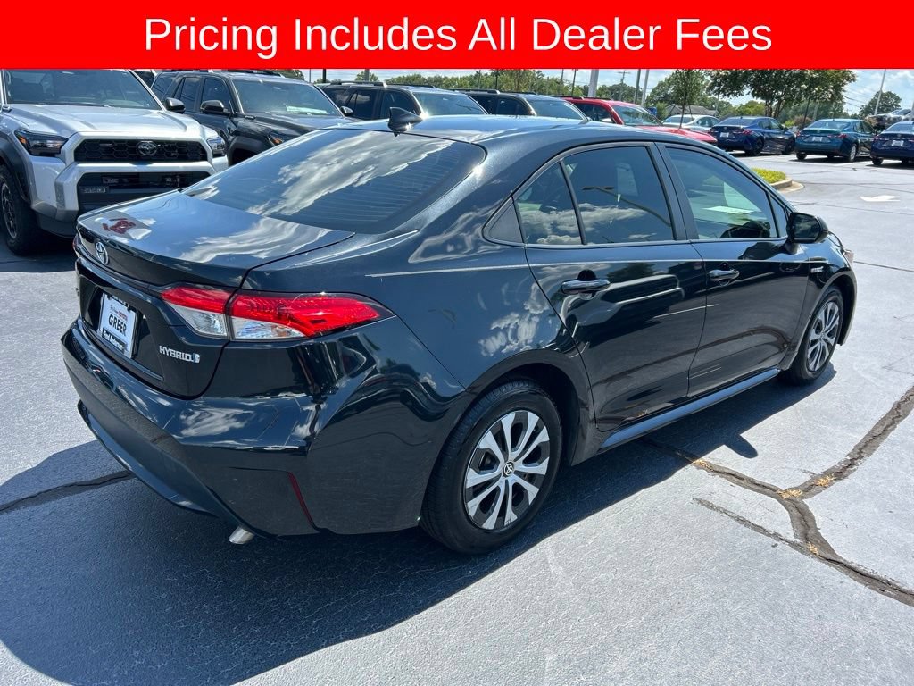Used 2021 Toyota Corolla LE FWD image 16