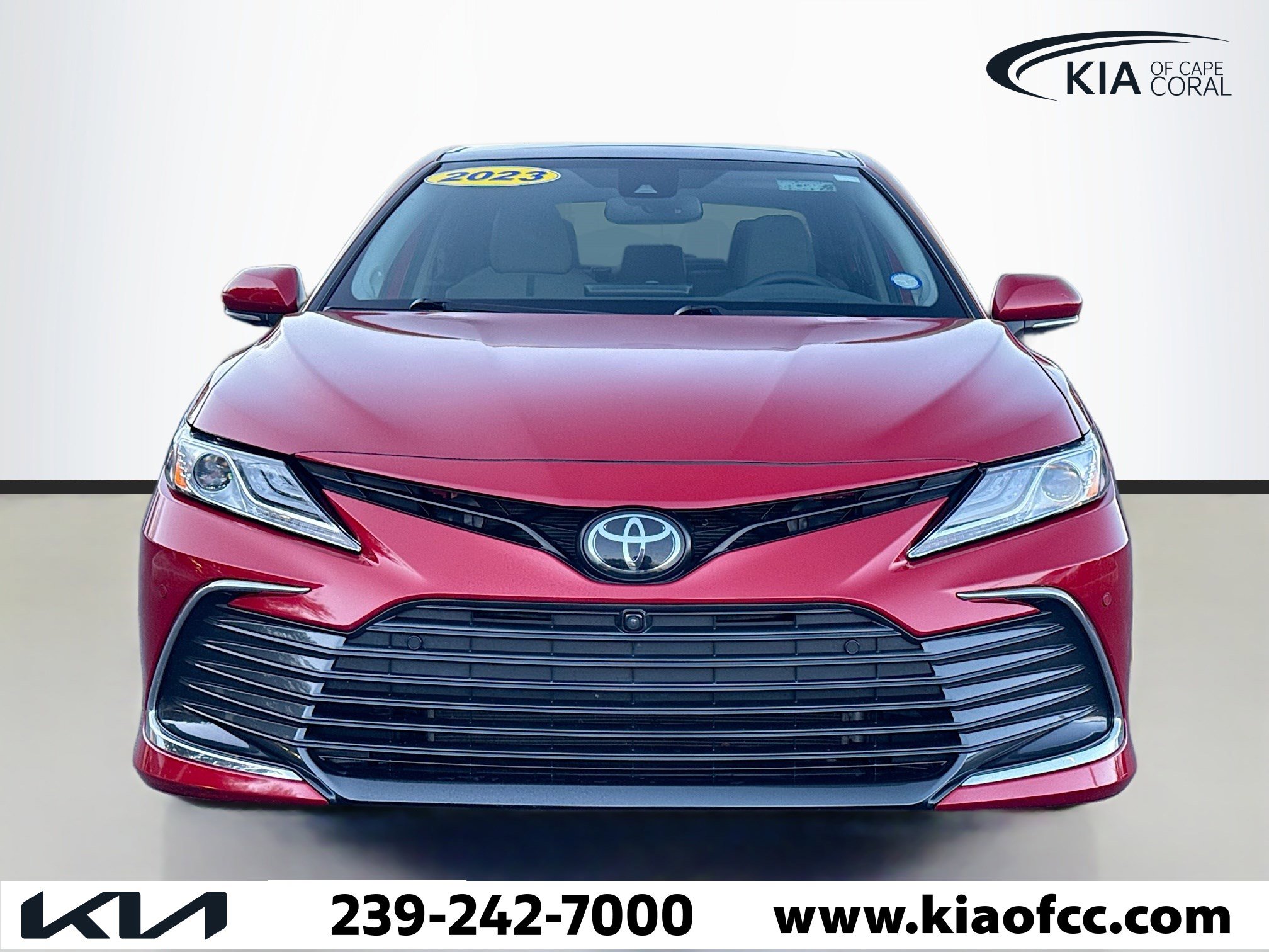 Used 2023 Toyota Camry XLE w/ Navigation Package image 8