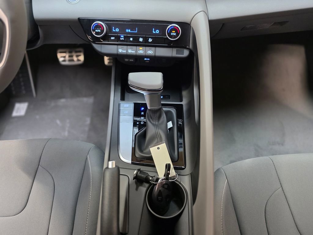 New 2026 Hyundai Elantra Sport FWD image 17