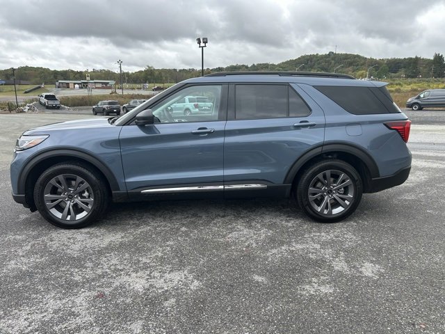 New 2025 Ford Explorer Active image 8