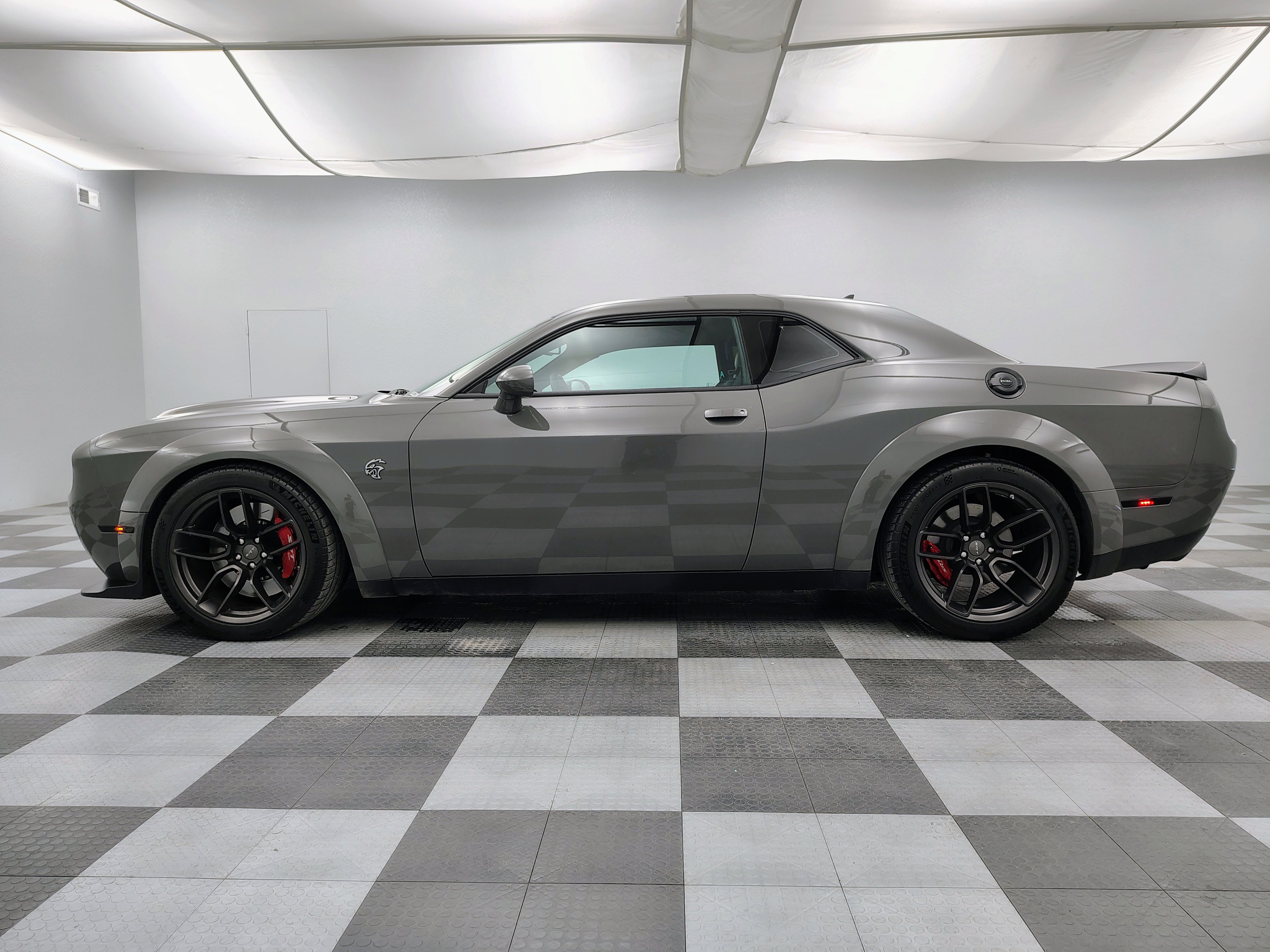 Used 2023 Dodge Challenger SRT Hellcat image 7