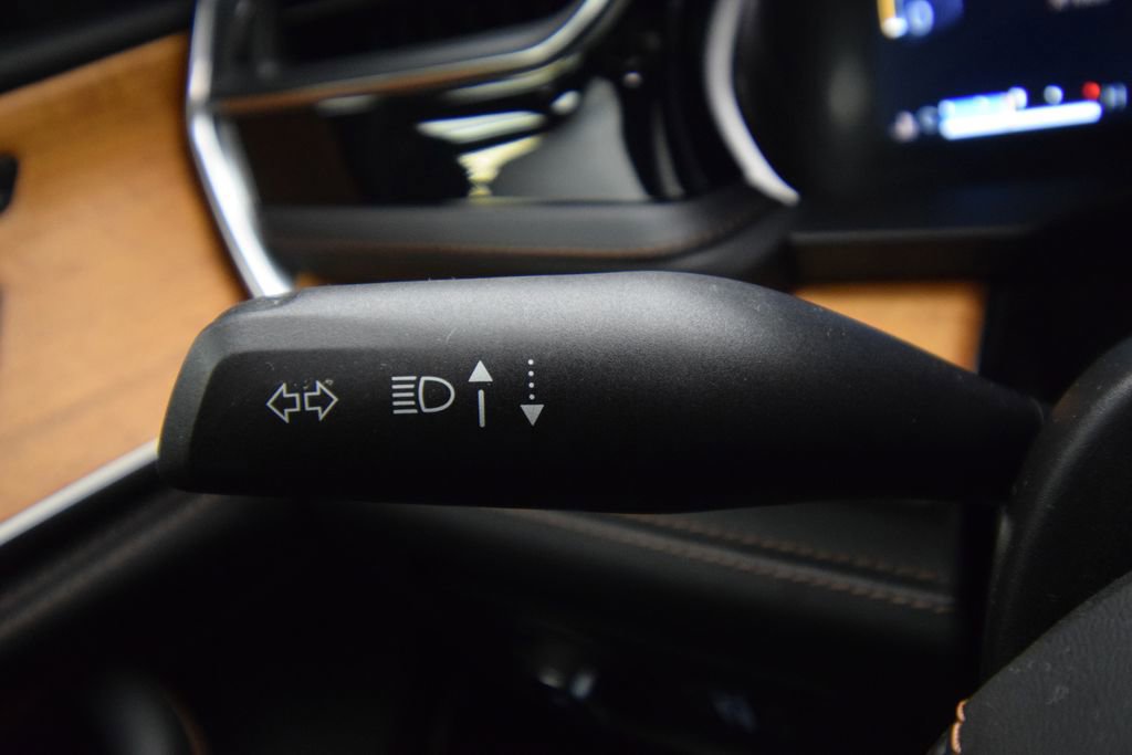 Used 2024 Jeep Grand Cherokee L Summit image 45