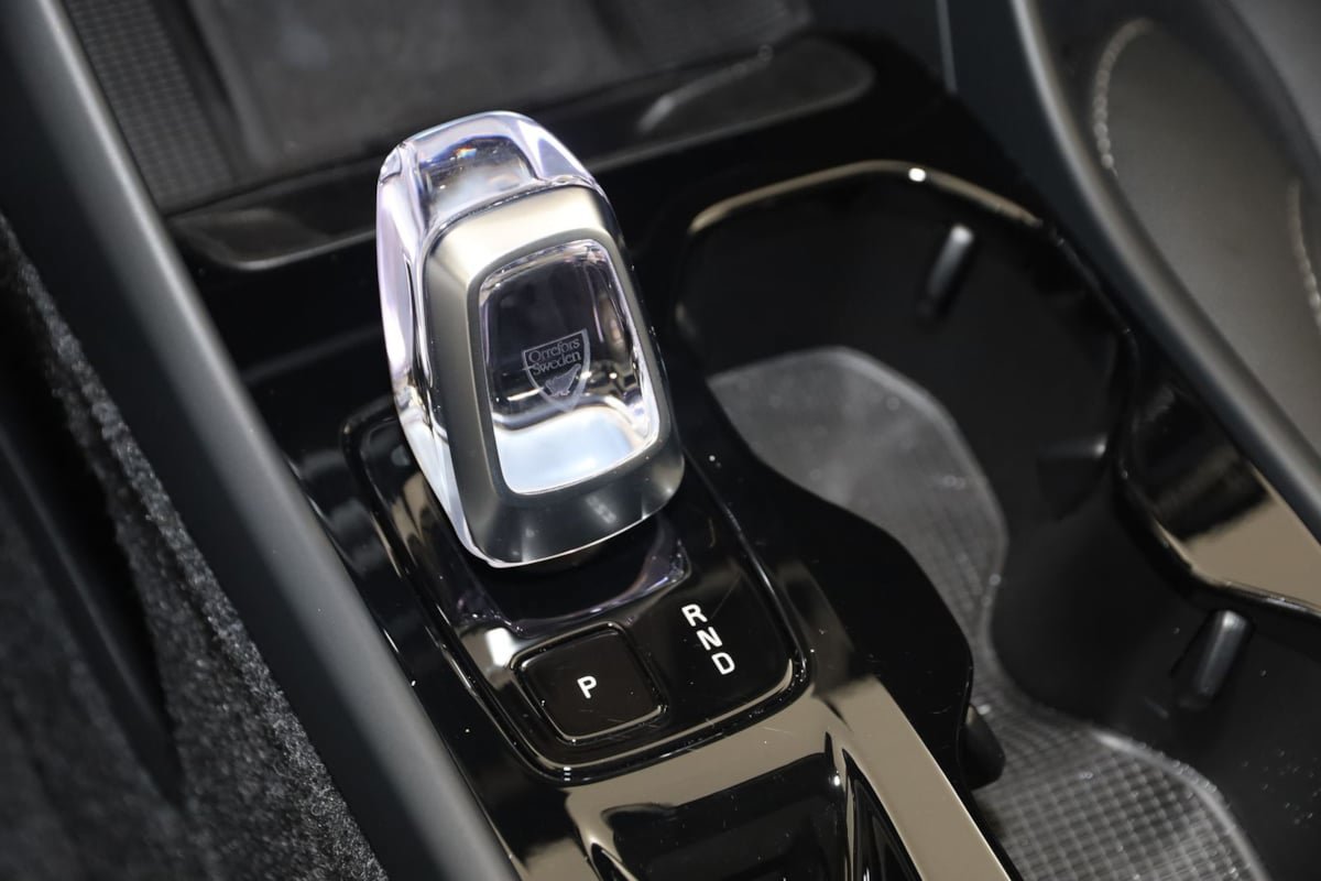 Used 2026 Volvo XC40 B5 Plus AWD/4WD image 7