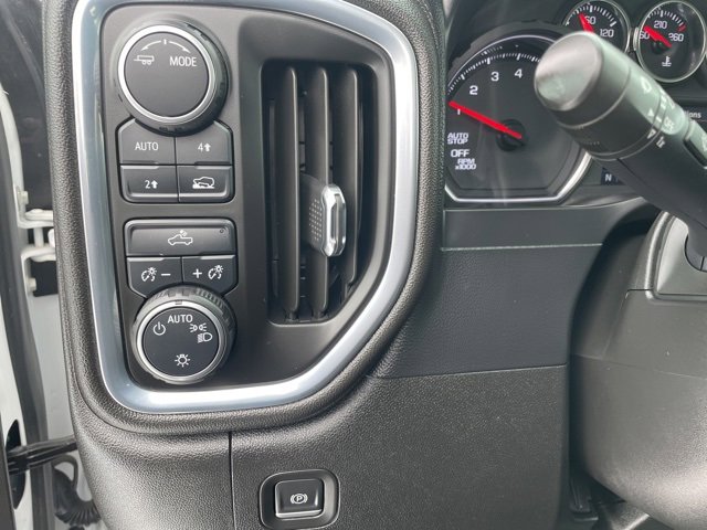 Used 2021 Chevrolet Silverado 1500 LT image 19