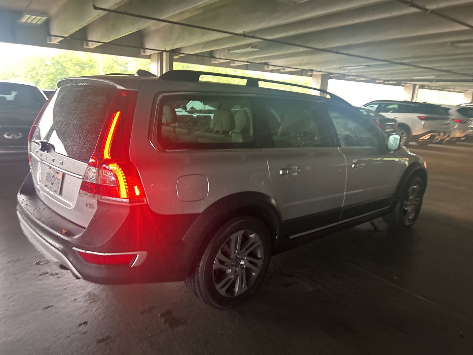 Used 2015 Volvo XC70 T5 Premier FWD image 11