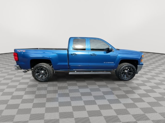 Used 2015 Chevrolet Silverado 1500 LT w/ All Star Edition AWD/4WD image 9
