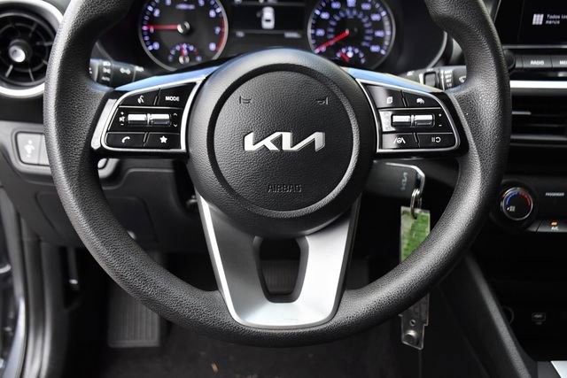 Used 2024 Kia Forte LXS image 7