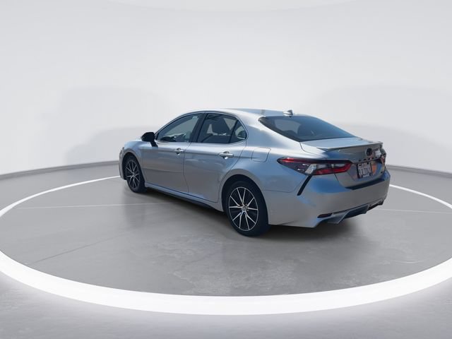 Used 2024 Toyota Camry SE w/ Convenience Package FWD image 6