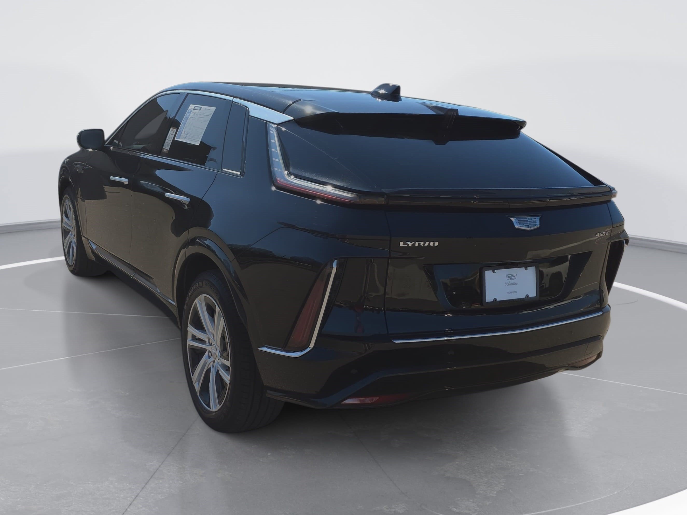 Certified 2024 Cadillac Lyriq Tech RWD image 5