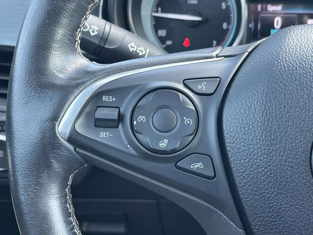 Used 2017 Buick Envision Essence FWD image 28