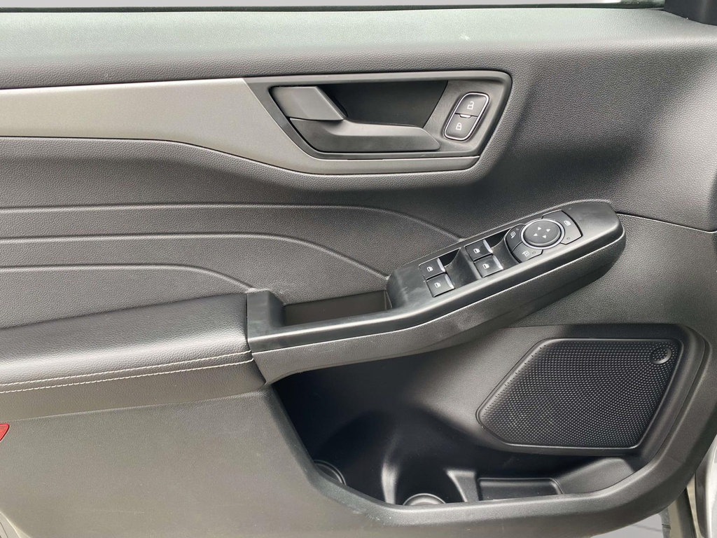 Used 2025 Ford Escape Active FWD image 16